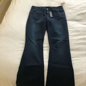 MAX modern bootcut jeans